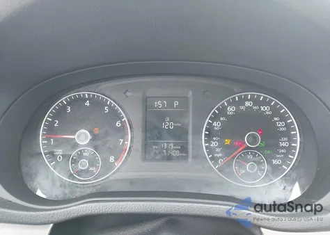 2014 Volkswagen Passat S z USA, uszkodzony, nr VIN 1VWAT7A3XEC099717